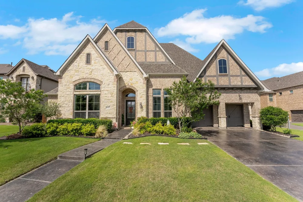 841 Ivy Glen Court Prosper, TX 75078