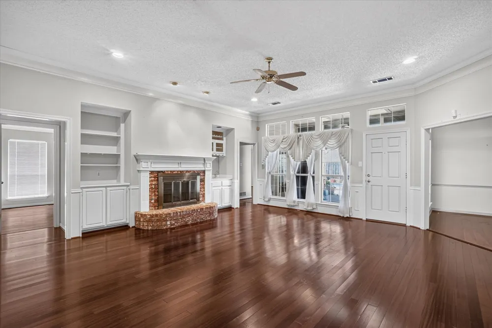 2667 Mum Drive Richardson, TX 75082