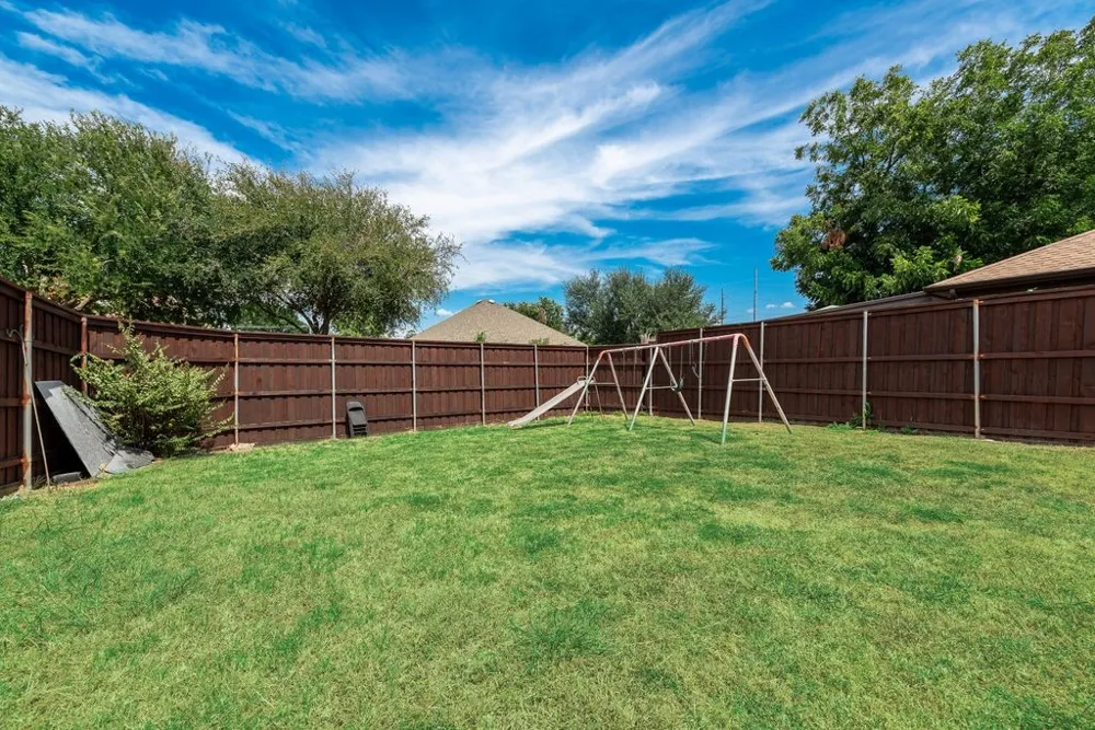 3206 Andrea Lane Garland, TX 75040