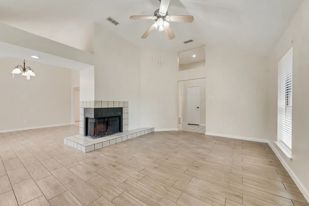 3206 Andrea Lane Garland, TX 75040