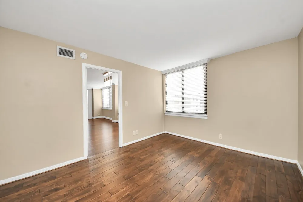 3525 Sage Road #909 Houston, TX 77056