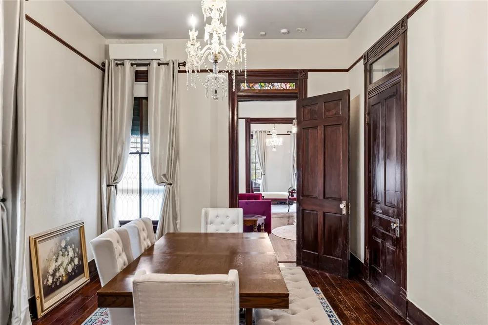 1807 Church Street Galveston, TX 77550