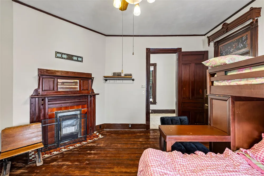 1807 Church Street Galveston, TX 77550