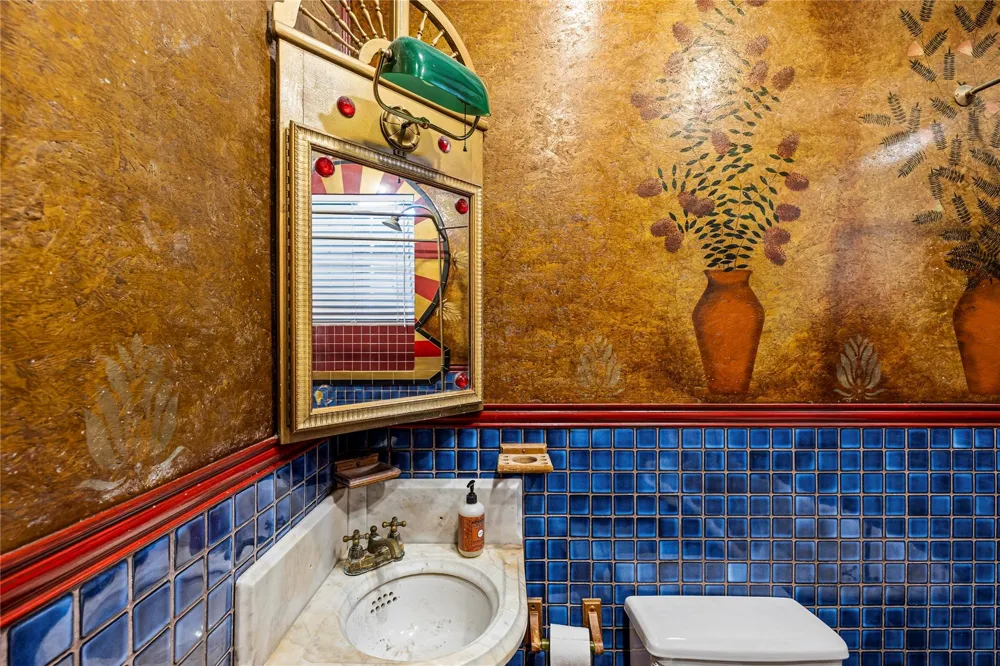 1807 Church Street Galveston, TX 77550