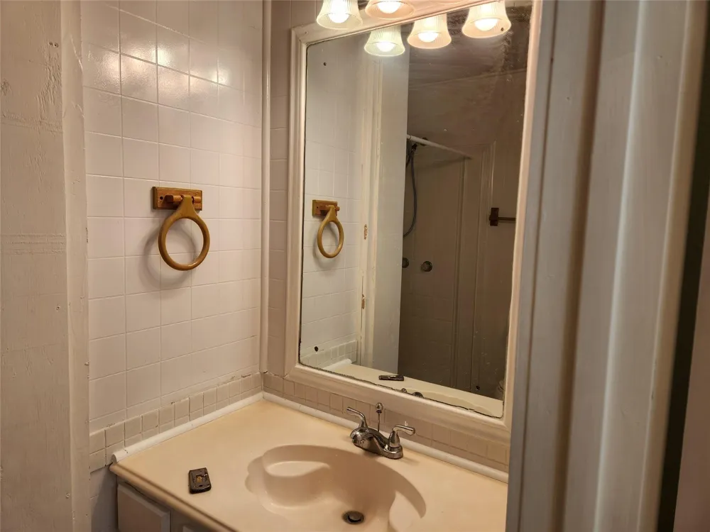 1807 Church Street Galveston, TX 77550