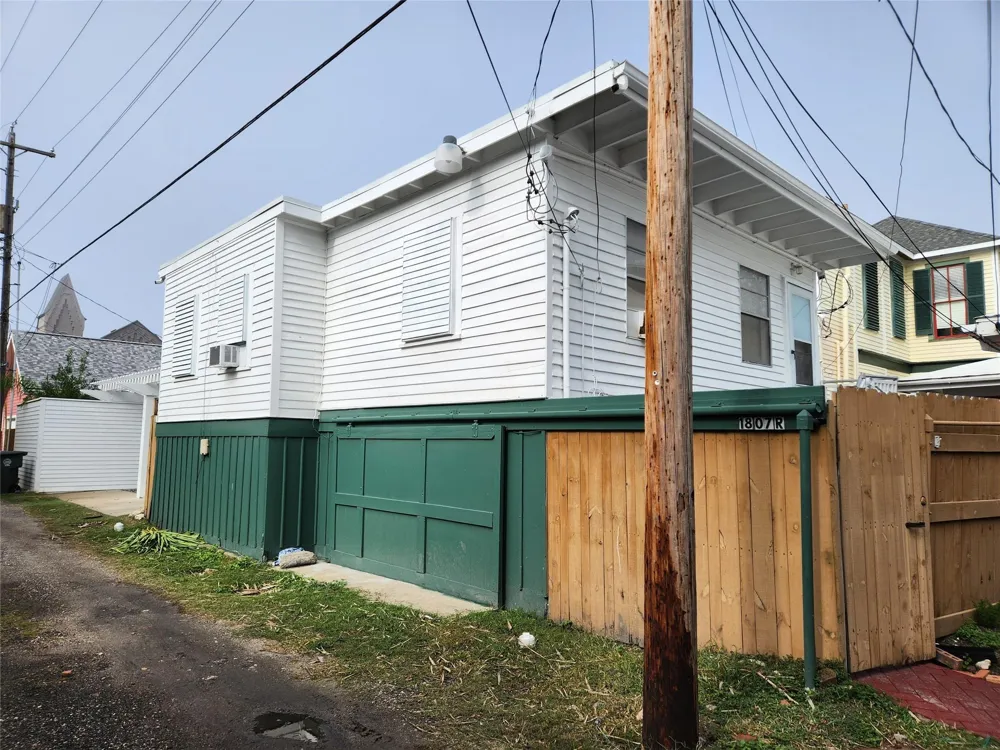 1807 Church Street Galveston, TX 77550