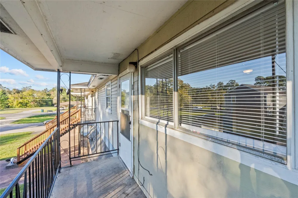 2729 Main Street Street #8 La Marque, TX 77568