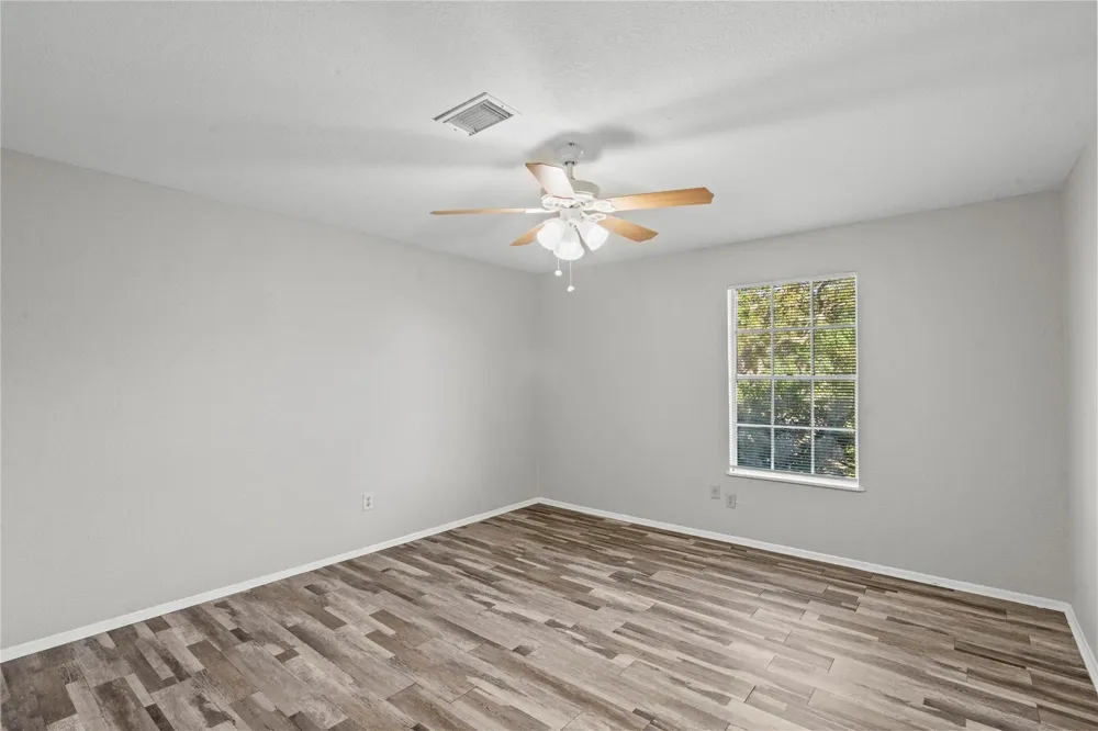 2729 Main Street Street #8 La Marque, TX 77568