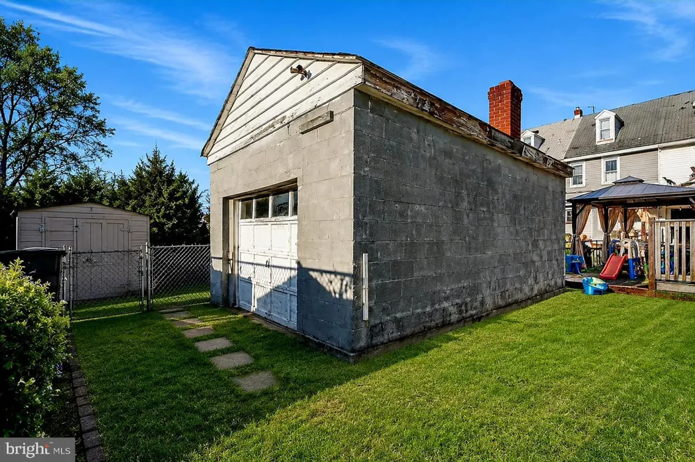 232 CLEVELAND AVENUE Riverside, NJ 08075