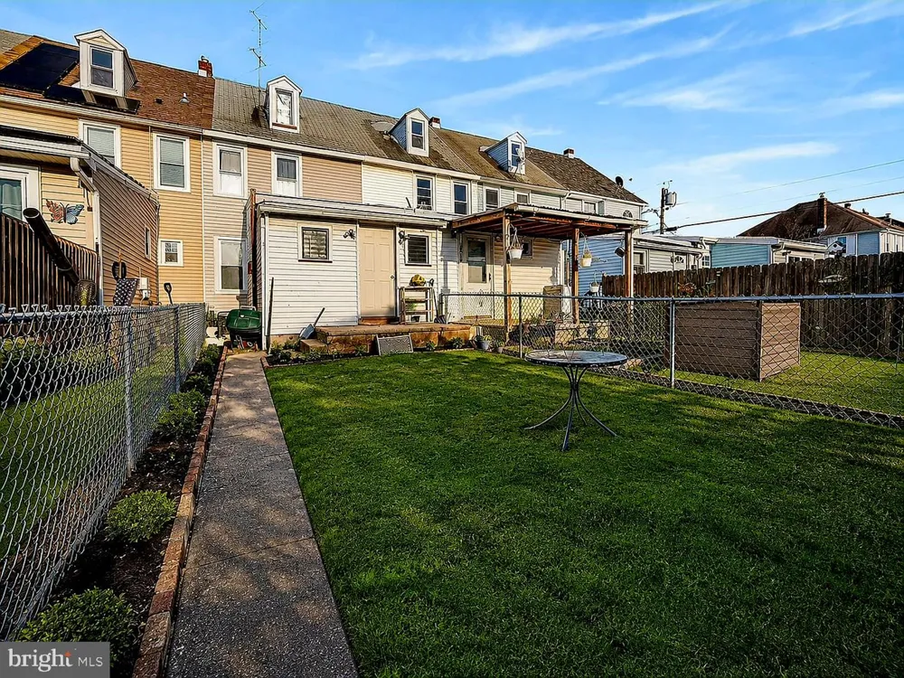 232 CLEVELAND AVENUE Riverside, NJ 08075