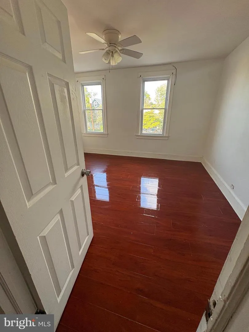 232 CLEVELAND AVENUE Riverside, NJ 08075