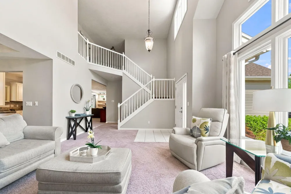 6274 Miramonte Drive NE Rockford, MI 49341