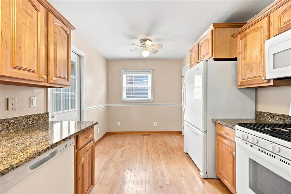 815 S Marias Avenue Clawson, MI 48017