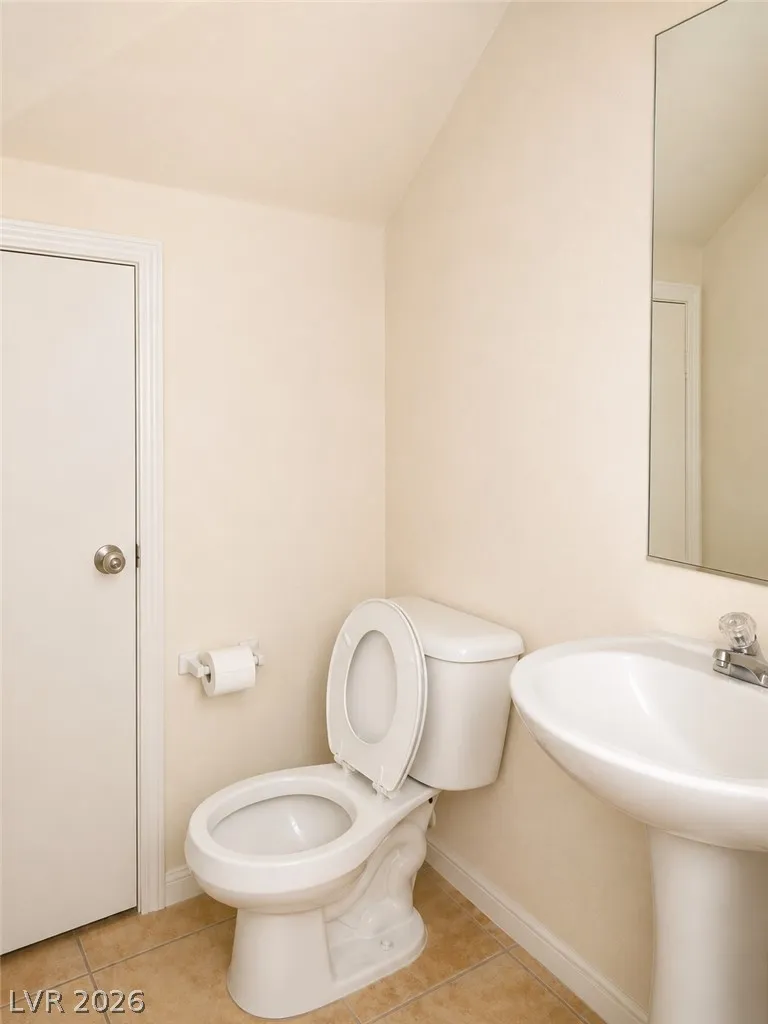 3016 Sunset Harbor Court North Las Vegas, NV 89031