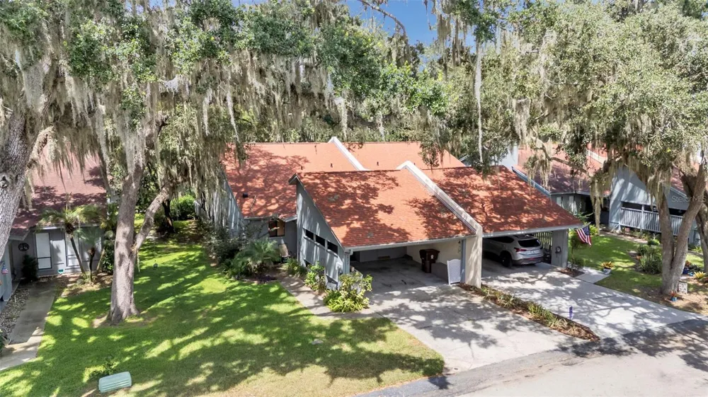 6627 SWEETBRIAR LANE Lakeland, FL 33813