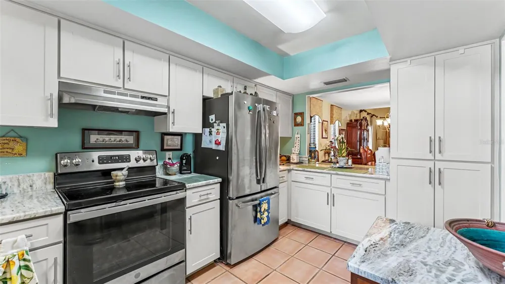 6627 SWEETBRIAR LANE Lakeland, FL 33813