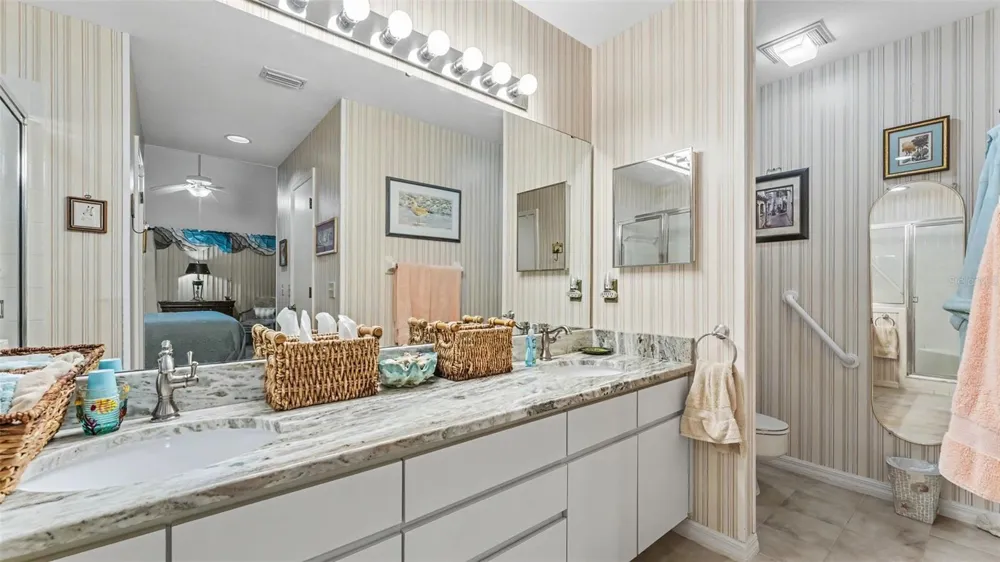 6627 SWEETBRIAR LANE Lakeland, FL 33813