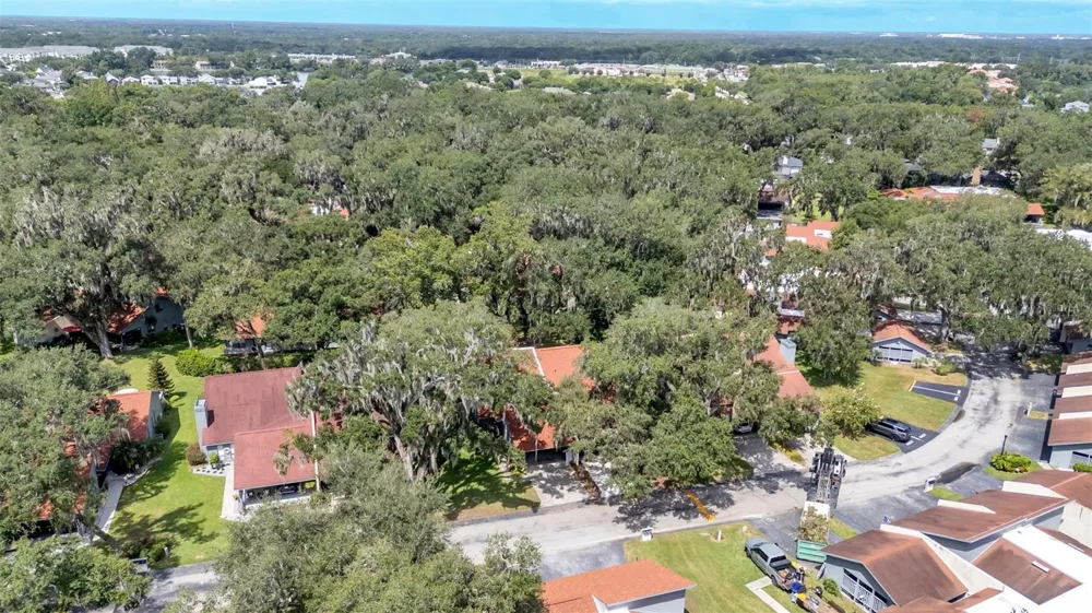 6627 SWEETBRIAR LANE Lakeland, FL 33813