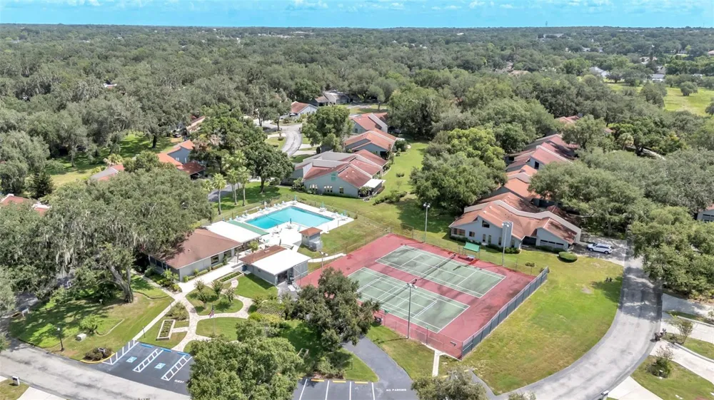 6627 SWEETBRIAR LANE Lakeland, FL 33813