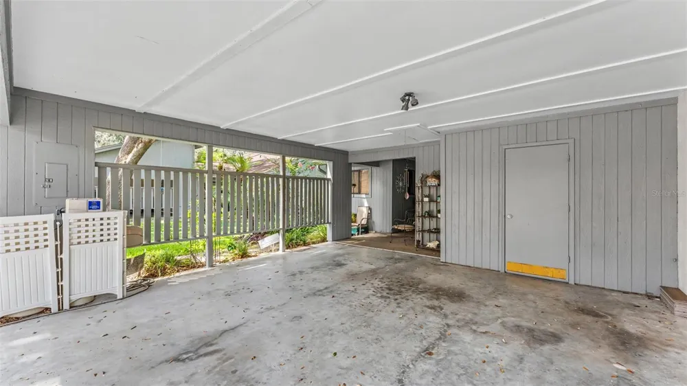 6627 SWEETBRIAR LANE Lakeland, FL 33813