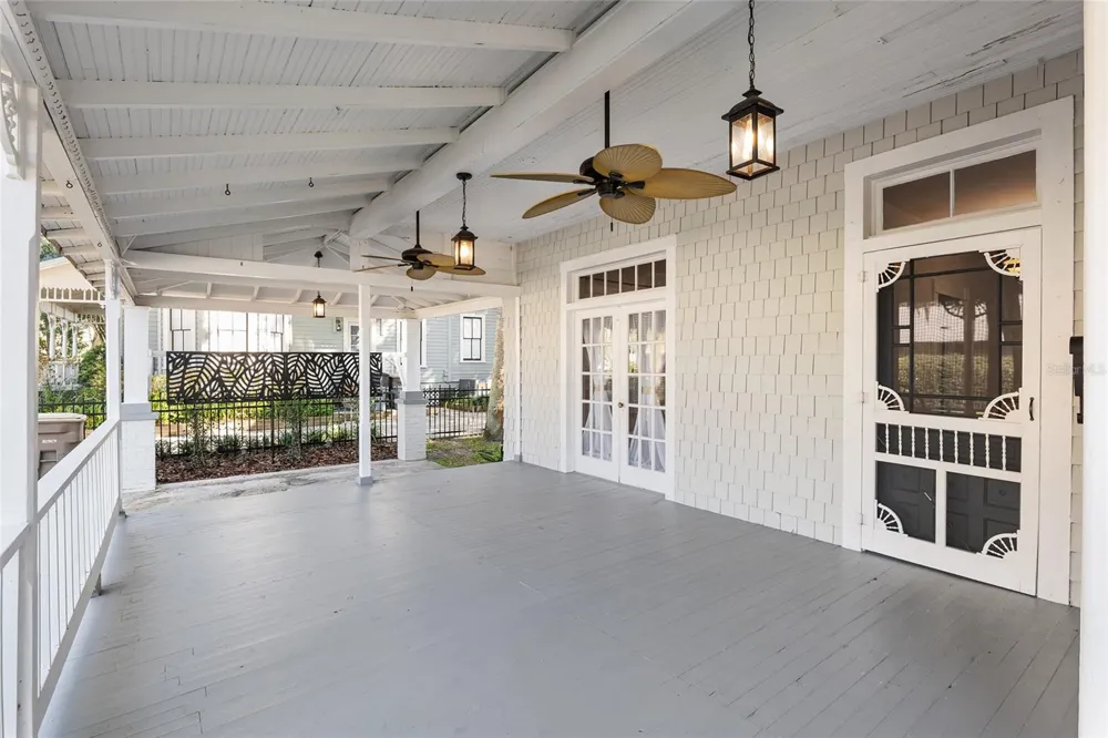 818 SE 3RD STREET ocala, FL 34471