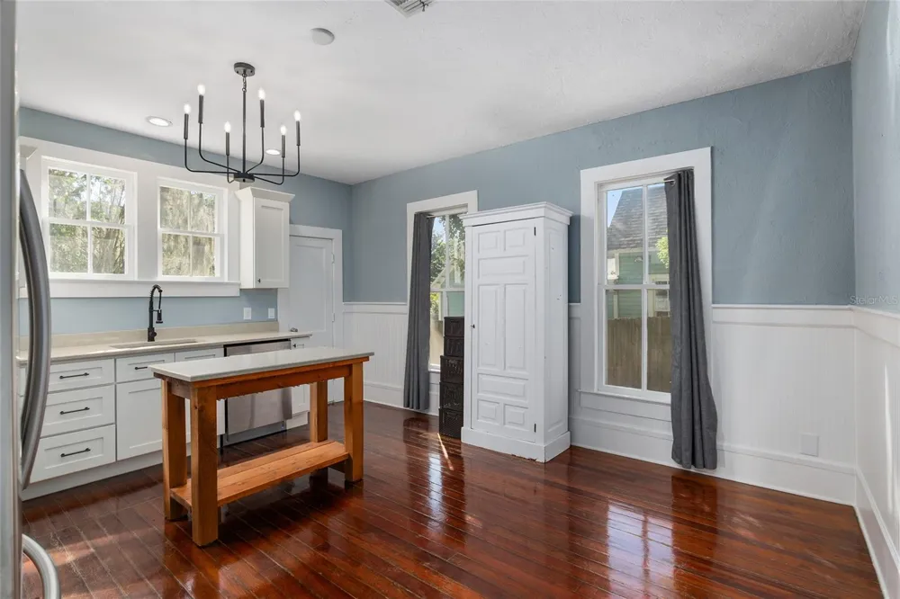 818 SE 3RD STREET ocala, FL 34471