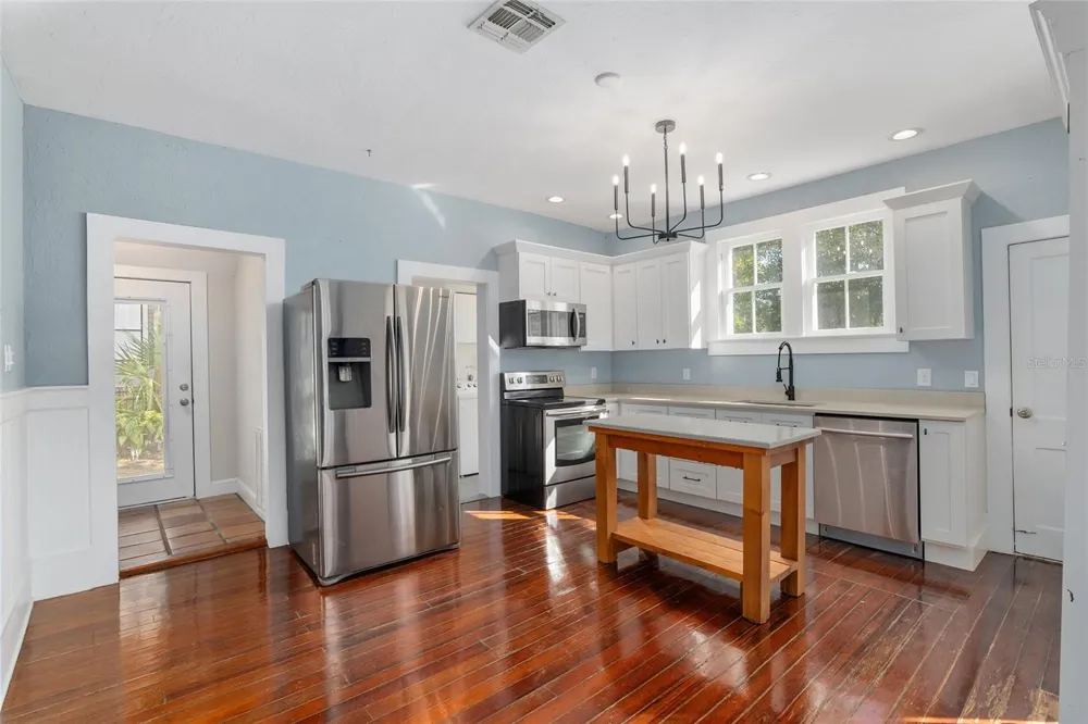 818 SE 3RD STREET ocala, FL 34471