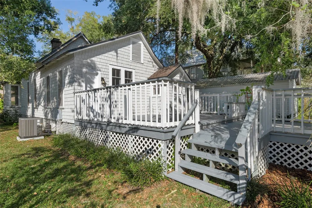 818 SE 3RD STREET ocala, FL 34471