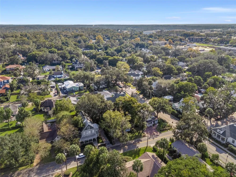 818 SE 3RD STREET ocala, FL 34471