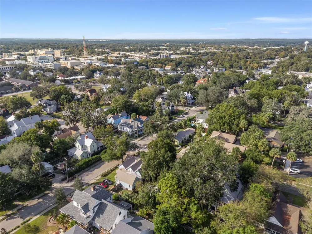 818 SE 3RD STREET ocala, FL 34471