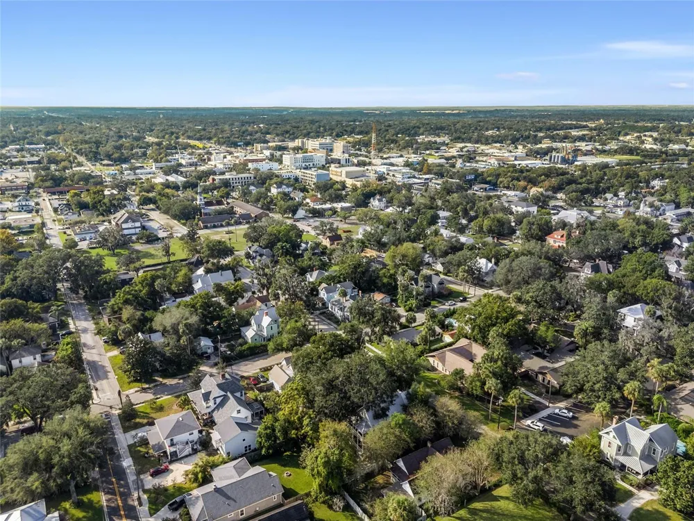 818 SE 3RD STREET ocala, FL 34471