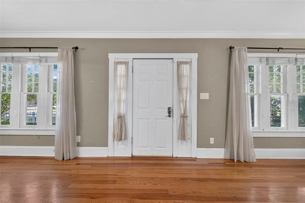 1601 BRYN MAWR STREET Orlando, FL 32804