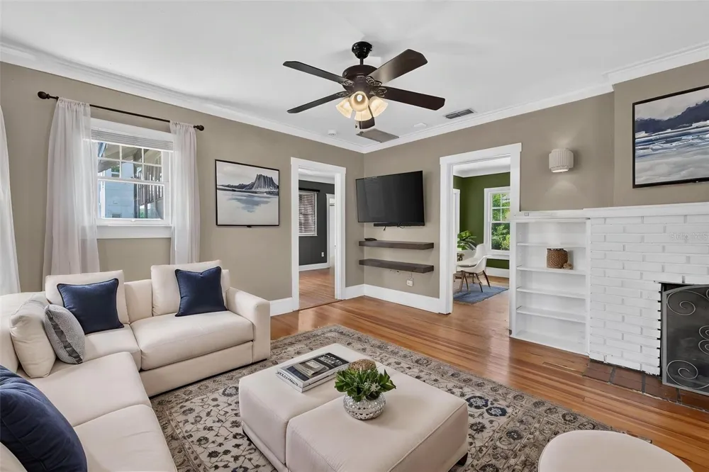 1601 BRYN MAWR STREET Orlando, FL 32804