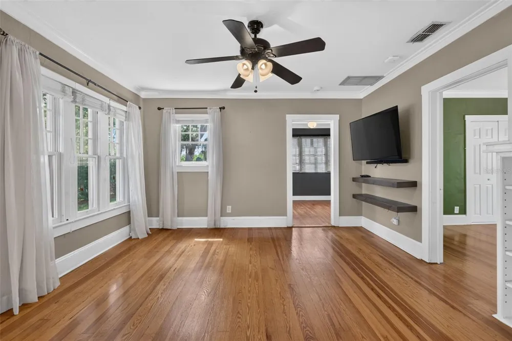 1601 BRYN MAWR STREET Orlando, FL 32804
