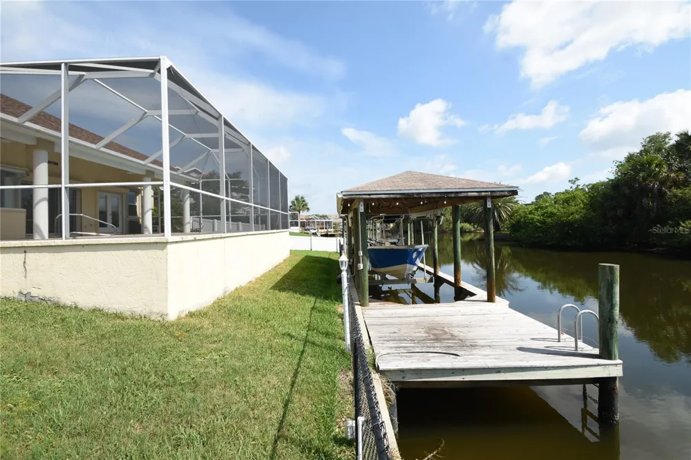 10 CRAMPTON COURT Palm Coast, FL 32137