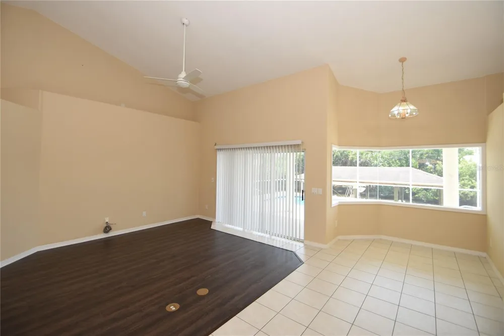 10 CRAMPTON COURT Palm Coast, FL 32137