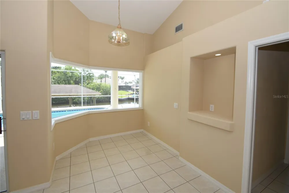 10 CRAMPTON COURT Palm Coast, FL 32137
