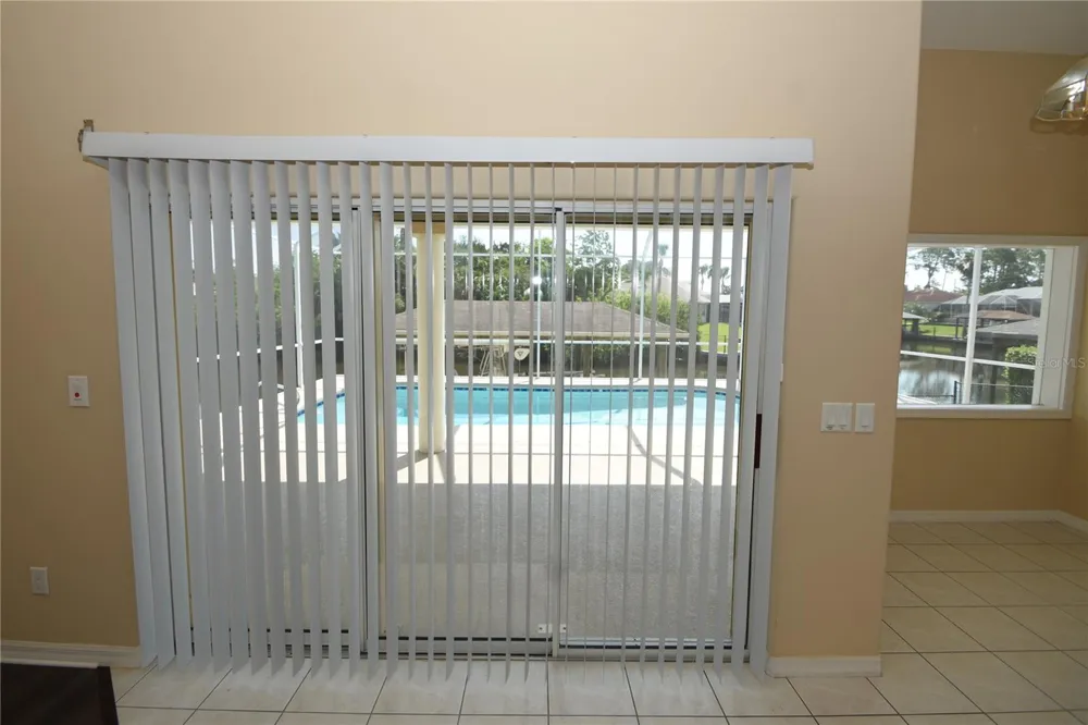 10 CRAMPTON COURT Palm Coast, FL 32137