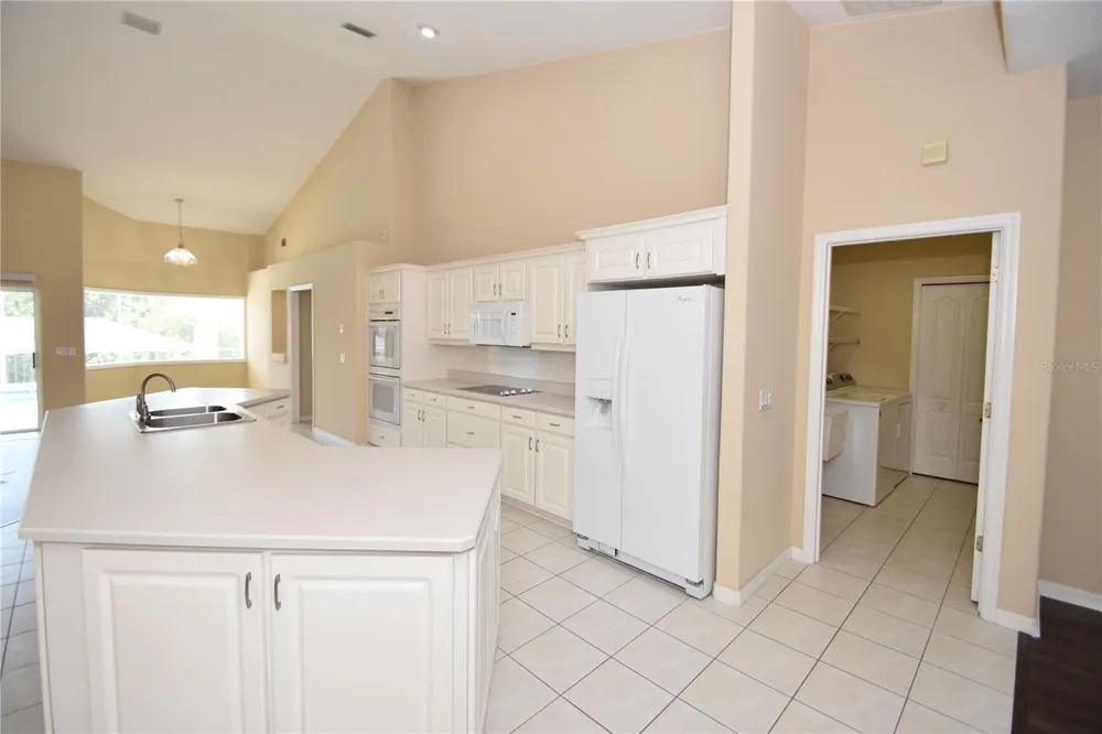 10 CRAMPTON COURT Palm Coast, FL 32137