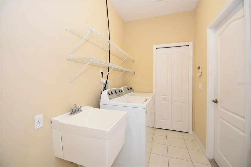 10 CRAMPTON COURT Palm Coast, FL 32137