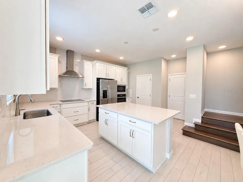 5232 PRAIRIE PRESERVE RUN St Cloud, FL 34772