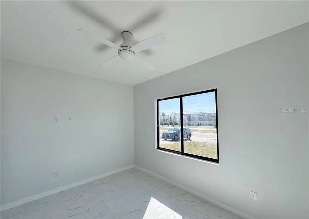 1027 KISMET PARKWAY W Cape Coral, FL 33993