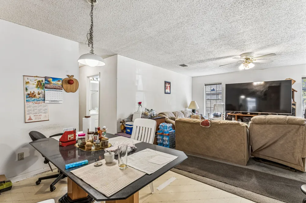 3007 E 4th Street Austin, TX 78702