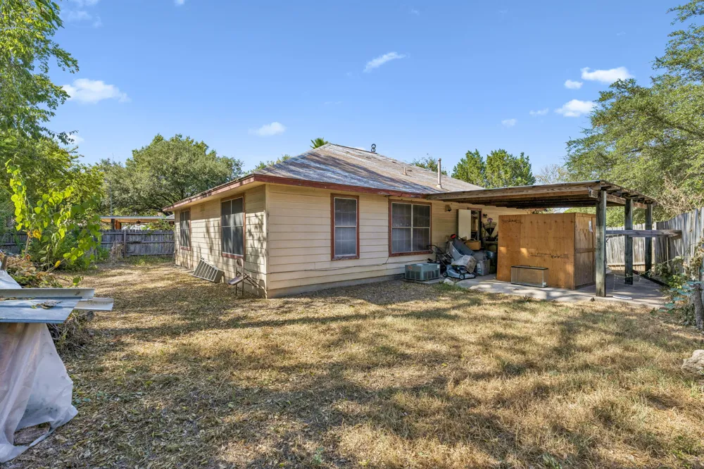 3007 E 4th Street Austin, TX 78702