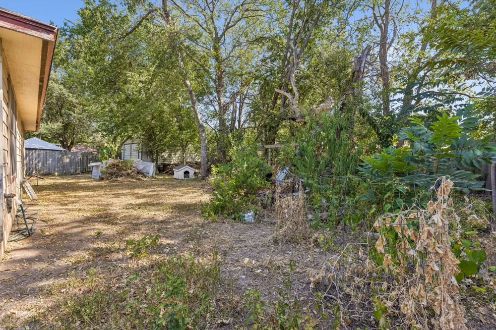 3007 E 4th Street Austin, TX 78702
