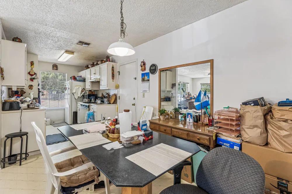 3007 E 4th Street Austin, TX 78702
