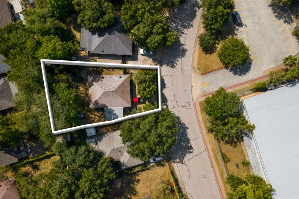 3007 E 4th Street Austin, TX 78702
