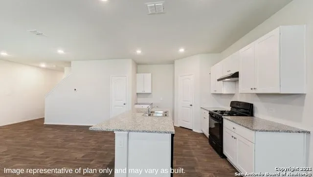 5807 Peacock Ore San Antonio, TX 78253