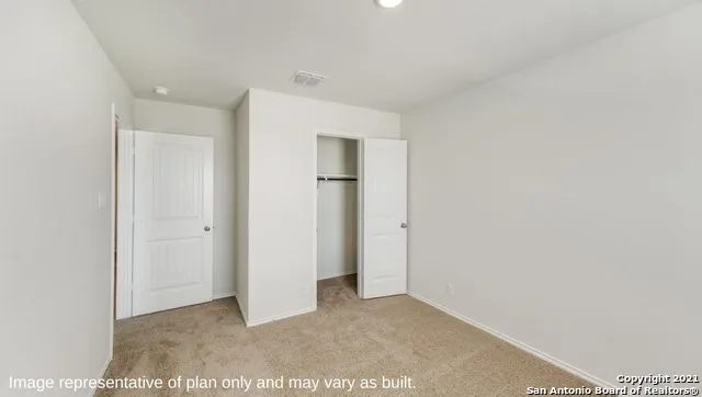 5807 Peacock Ore San Antonio, TX 78253