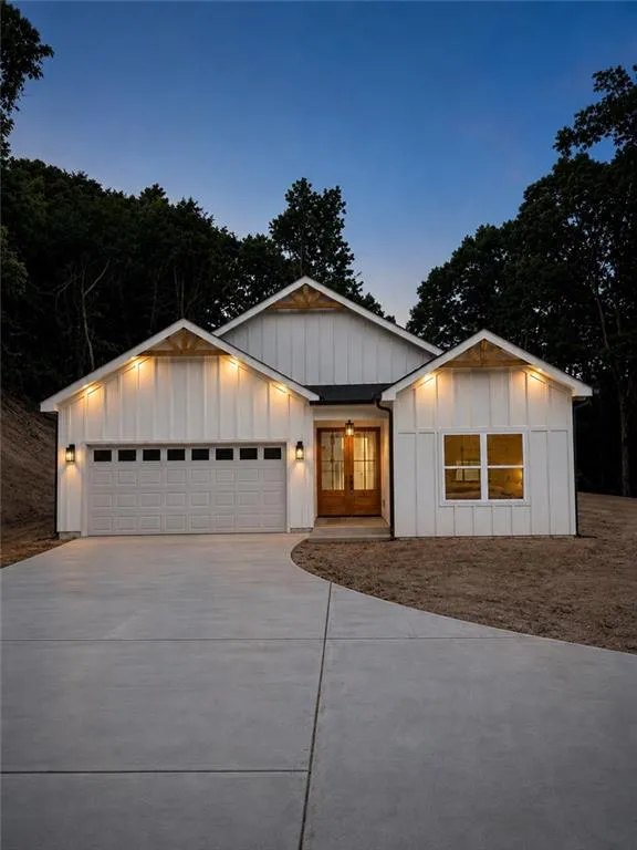 4635 Perry Rd Gainesville, GA 30506